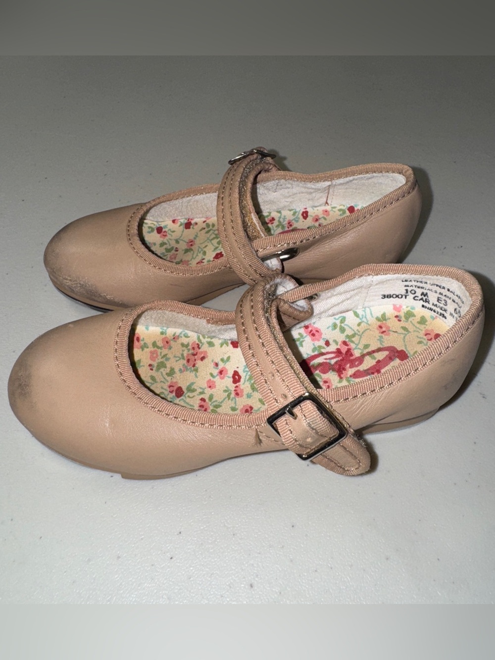 Capezio Dance Tap Shoes Child 10M Mary Jane Adjustable Strap Caramel Performance